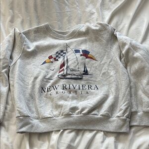 Hollister Grey Sailboat Graphic Cropped Sweatshirt